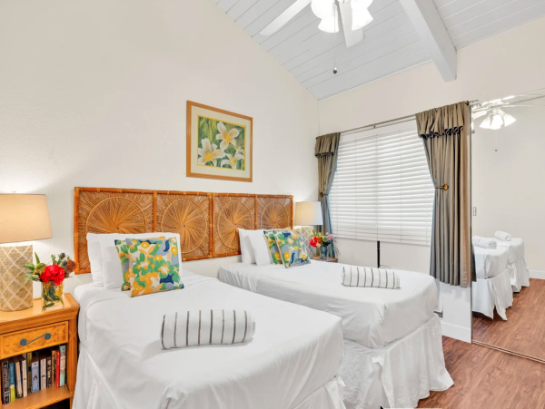 Luxury Maui Retreat in Kahana - Perfect for Large Groups